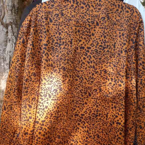 Nwot/ Shein Curve sz 4xl animal print soft blazer/jacket - Picture 3 of 5